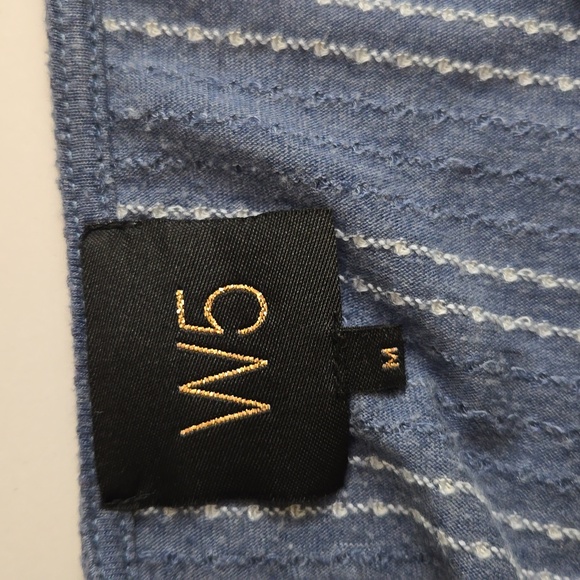 1 Preloved Size Medium blue pullover blouse - Picture 7 of 8